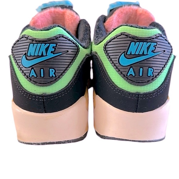 Nike Air Max 90 Multicolor Sneakers - Picture 8 of 10